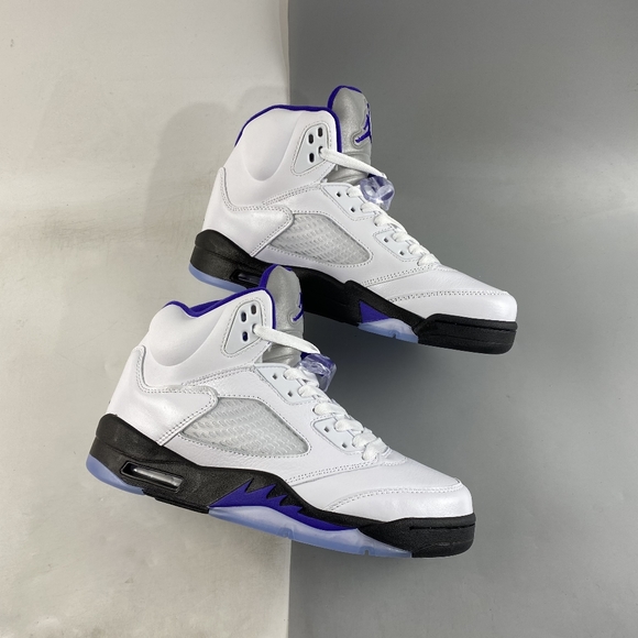White and purple men's blue sneakers